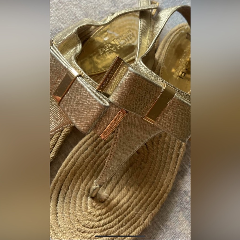 Michael Kors gold sandals - Picture 3 of 4